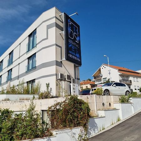 Hotel Jona Podstrana Eksteriør bilde
